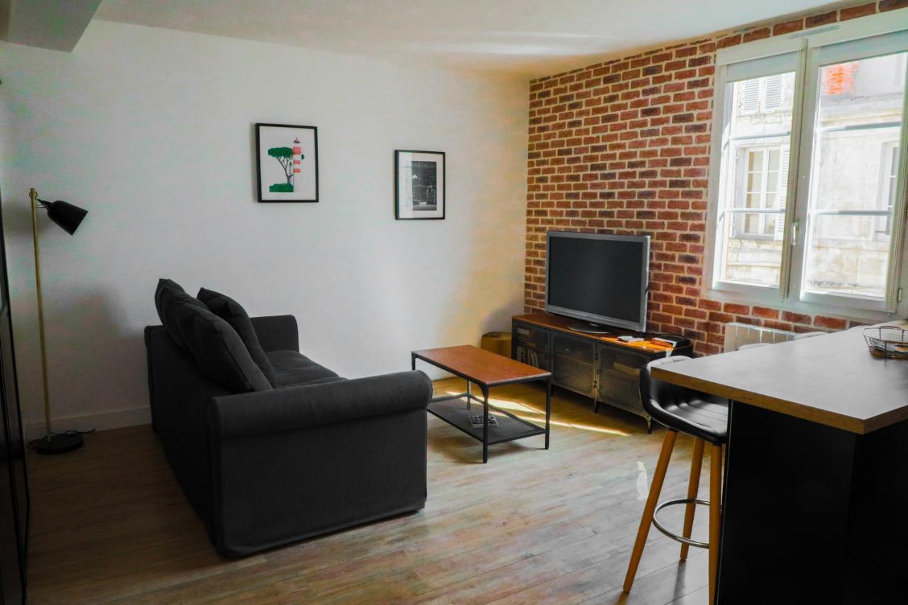 Appart Cosy Entre Vieux Port Et Marche Central La Rochelle  Exterior photo